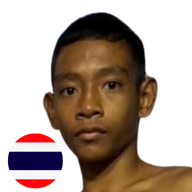 ฉลามดำ เพชรประกายจันทร์