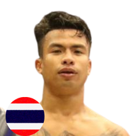 ธงไทย พี.เค.รองแดนมวยไทย
