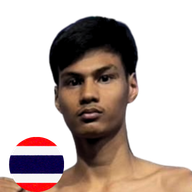 อาชาเงิน พรสุรินทร์
